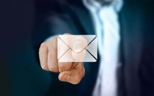 Come rispettare il termine per la conservazione dei metadati delle e-mail dei dipendenti